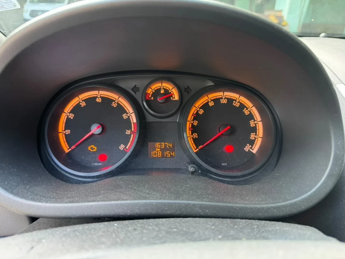 Opel Corsa D, снимка 14 - Автомобили и джипове - 55088483