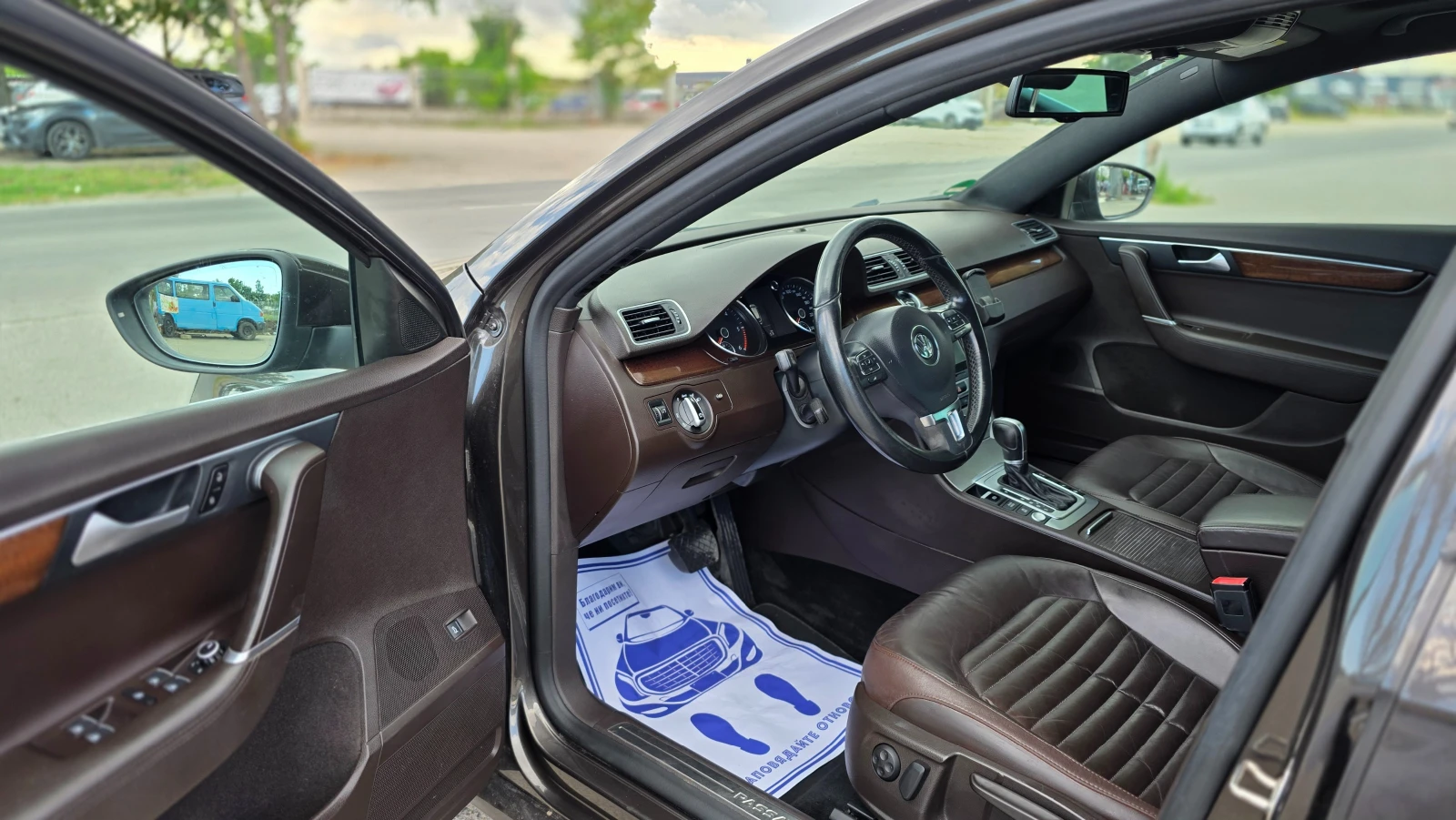 VW Passat УНИКАЛНА/R-LINE, снимка 6 - Автомобили и джипове - 55513969