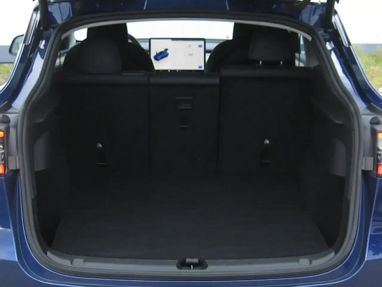 Tesla Model Y Long Range/Dual Motor/��������/CARFAX/1 ���������� | Mobile.bg � ����������� 17