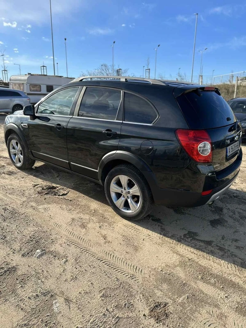 Chevrolet Captiva 2.2D 4WD, снимка 3 - Автомобили и джипове - 47800118