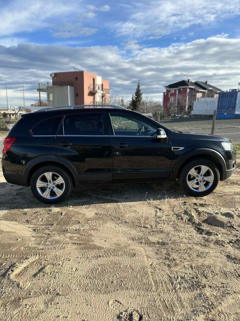 Chevrolet Captiva 2.2D 4WD, снимка 10 - Автомобили и джипове - 47800118