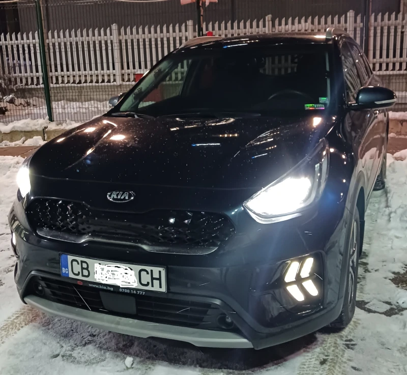 Kia Niro 1.6, снимка 1 - Автомобили и джипове - 48695614