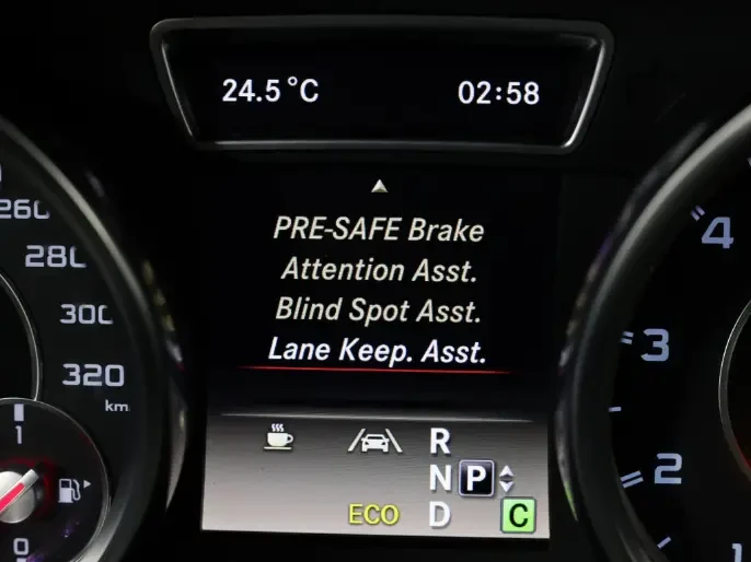 Mercedes-Benz ML 63 AMG HARMAN* LANE ASSIST* PANO* * KEYLESS | Mobile.bg   13