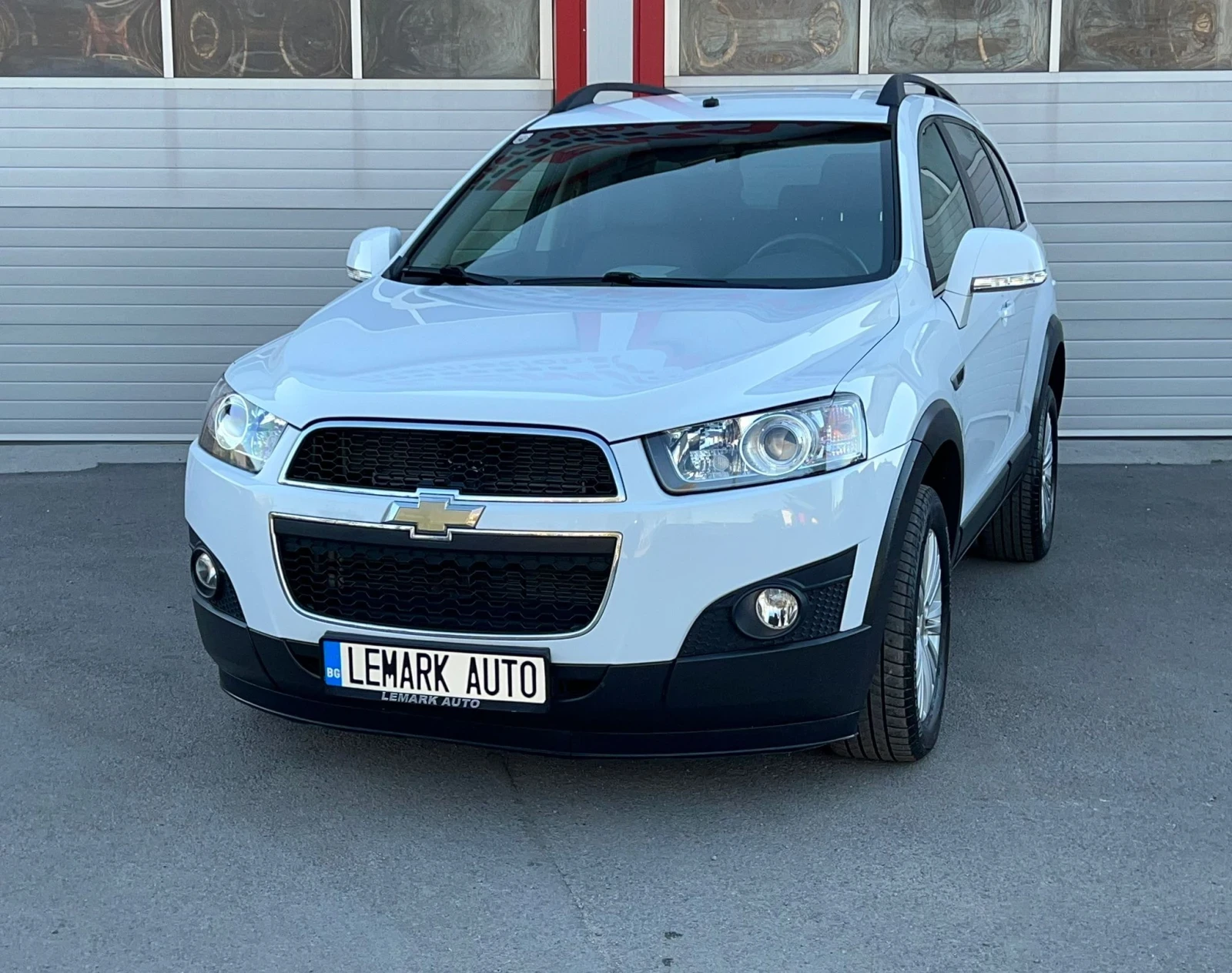 Chevrolet Captiva 2.2-VCDI AWD KLIMATRONIK 6-СКОРОСТИ EVRO 5A - изображение 2