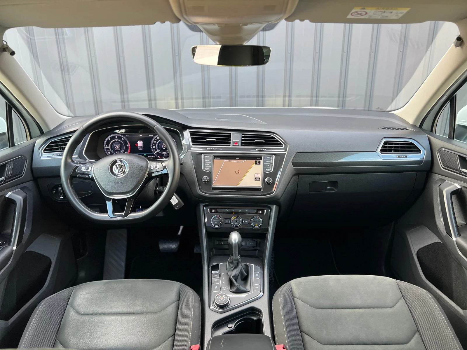 VW Tiguan R-LINE MATRIX DIGITAL COCKPIT 4MOTION | Mobile.bg   13