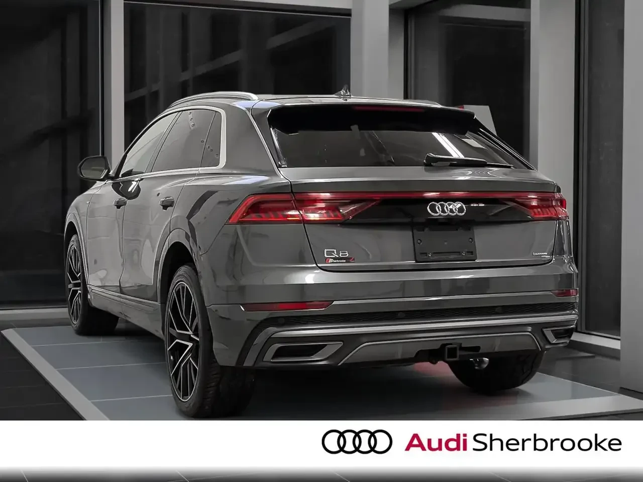 Audi Q8 55 TFSI QUATTRO PROGRESSIV * PANO * DIGITAL - изображение 5