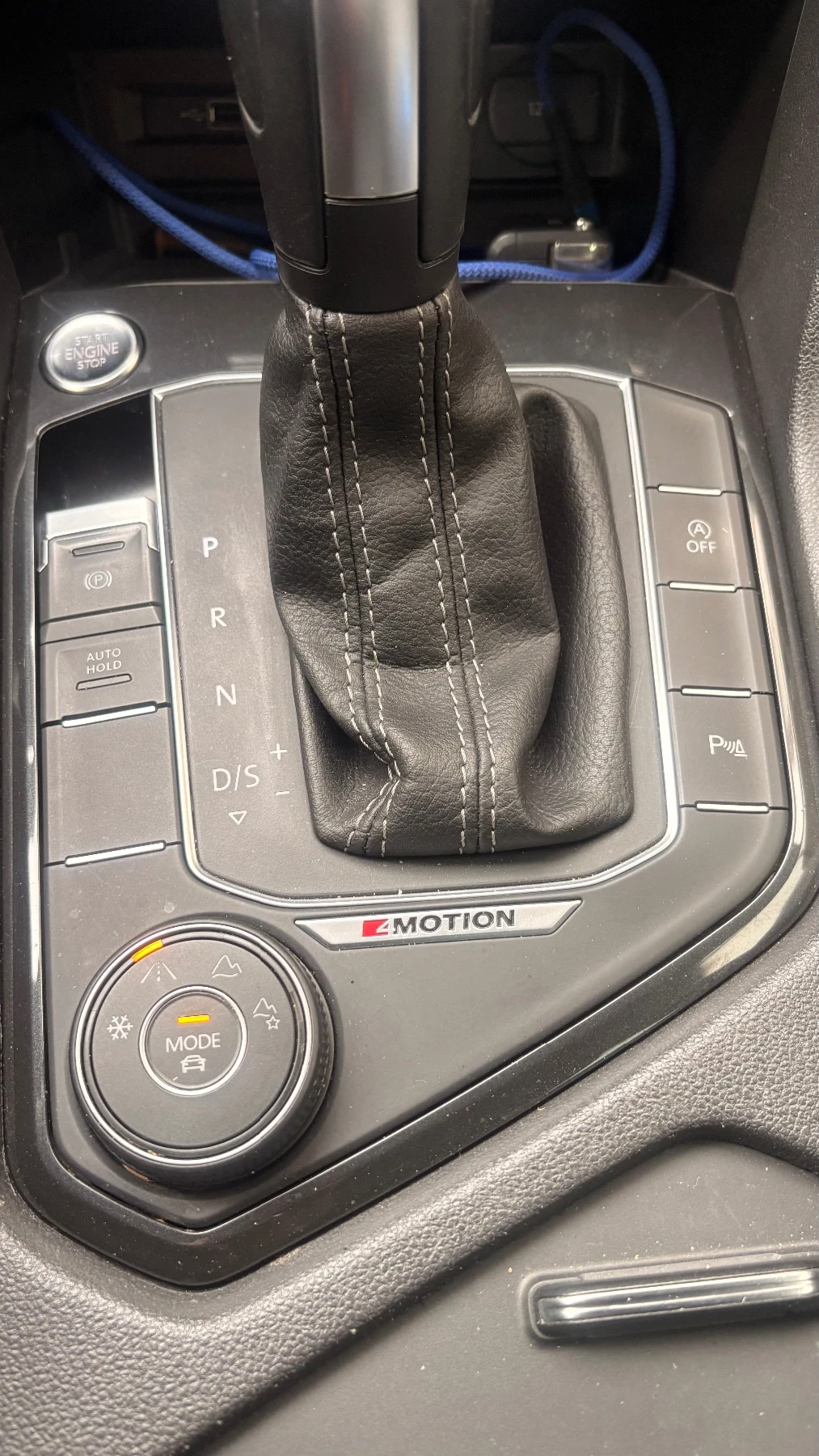 VW Tiguan R-line, снимка 7 - Автомобили и джипове - 54188240