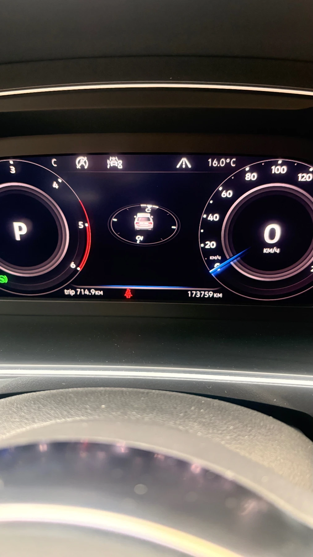 VW Tiguan R-line, снимка 17 - Автомобили и джипове - 54188240