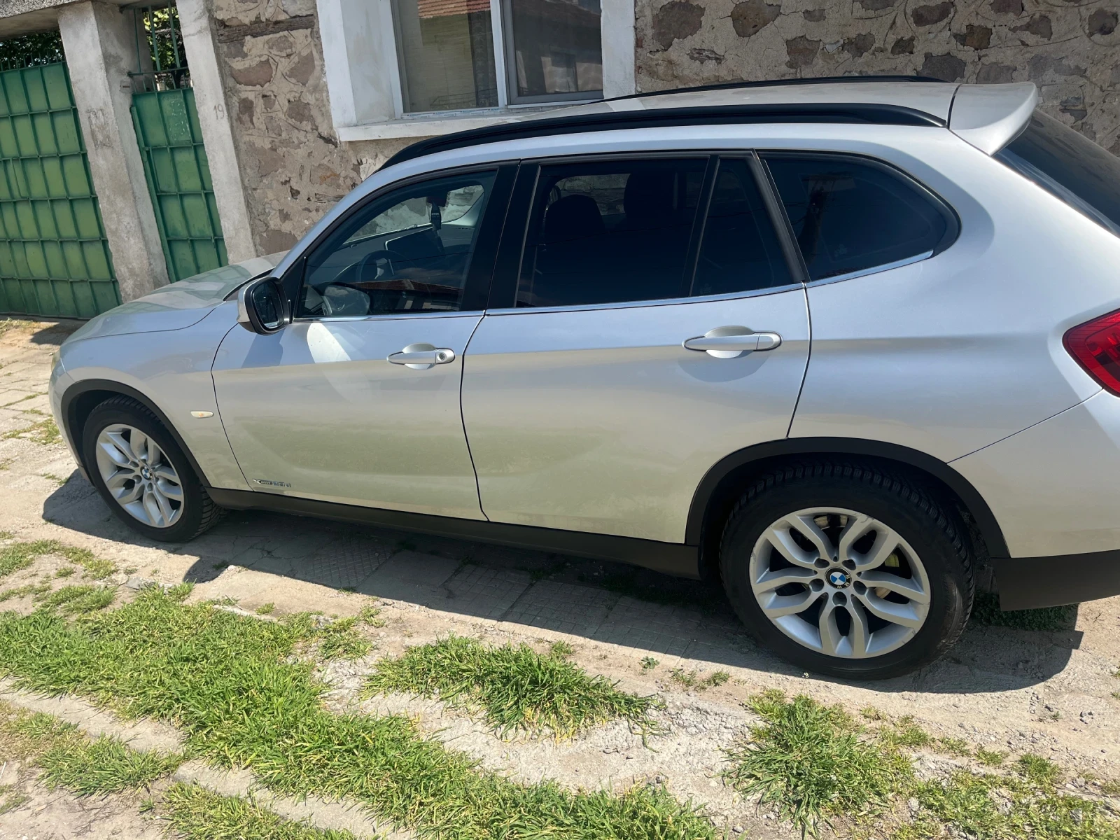 BMW X1, снимка 4 - Автомобили и джипове - 54331480