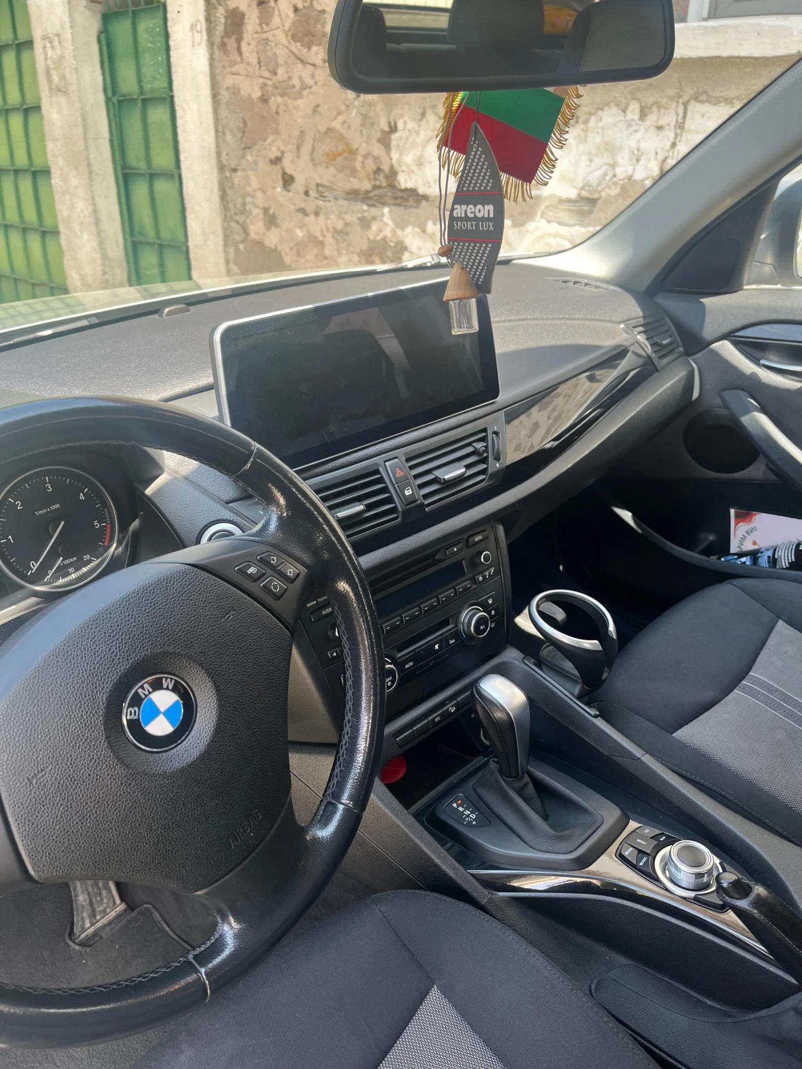 BMW X1, снимка 8 - Автомобили и джипове - 54331480