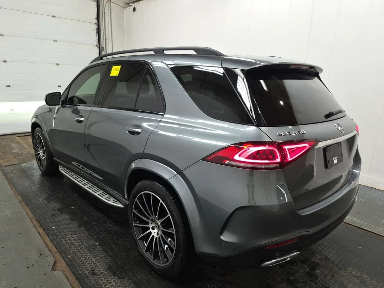 Mercedes-Benz GLE 450 * 2 КЛЮЧА * BURMESTER * PANO * , снимка 4 - Автомобили и джипове - 54413783
