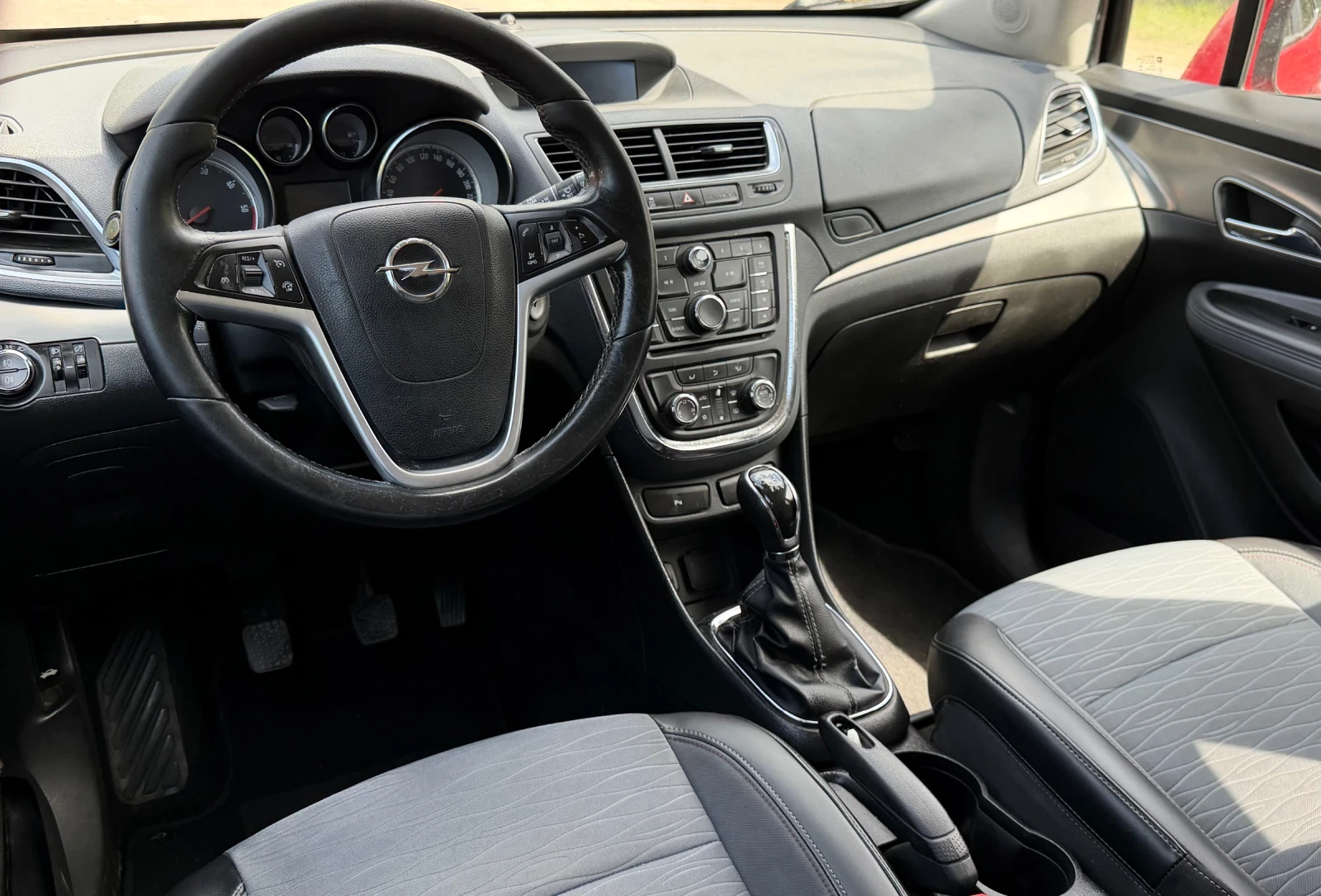 Opel Mokka, снимка 6 - Автомобили и джипове - 54669602