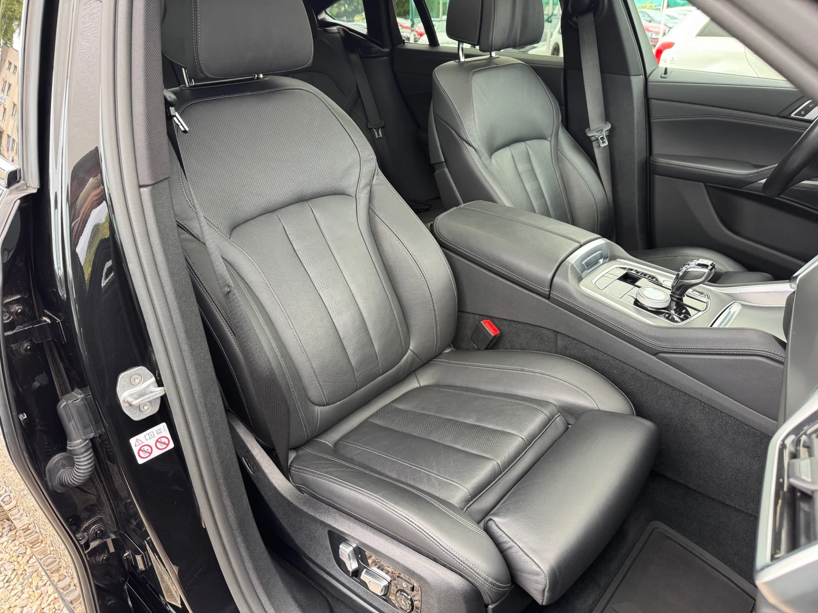 BMW X6 3.0D М-Пакет 50000 км, снимка 10 - Автомобили и джипове - 54877370