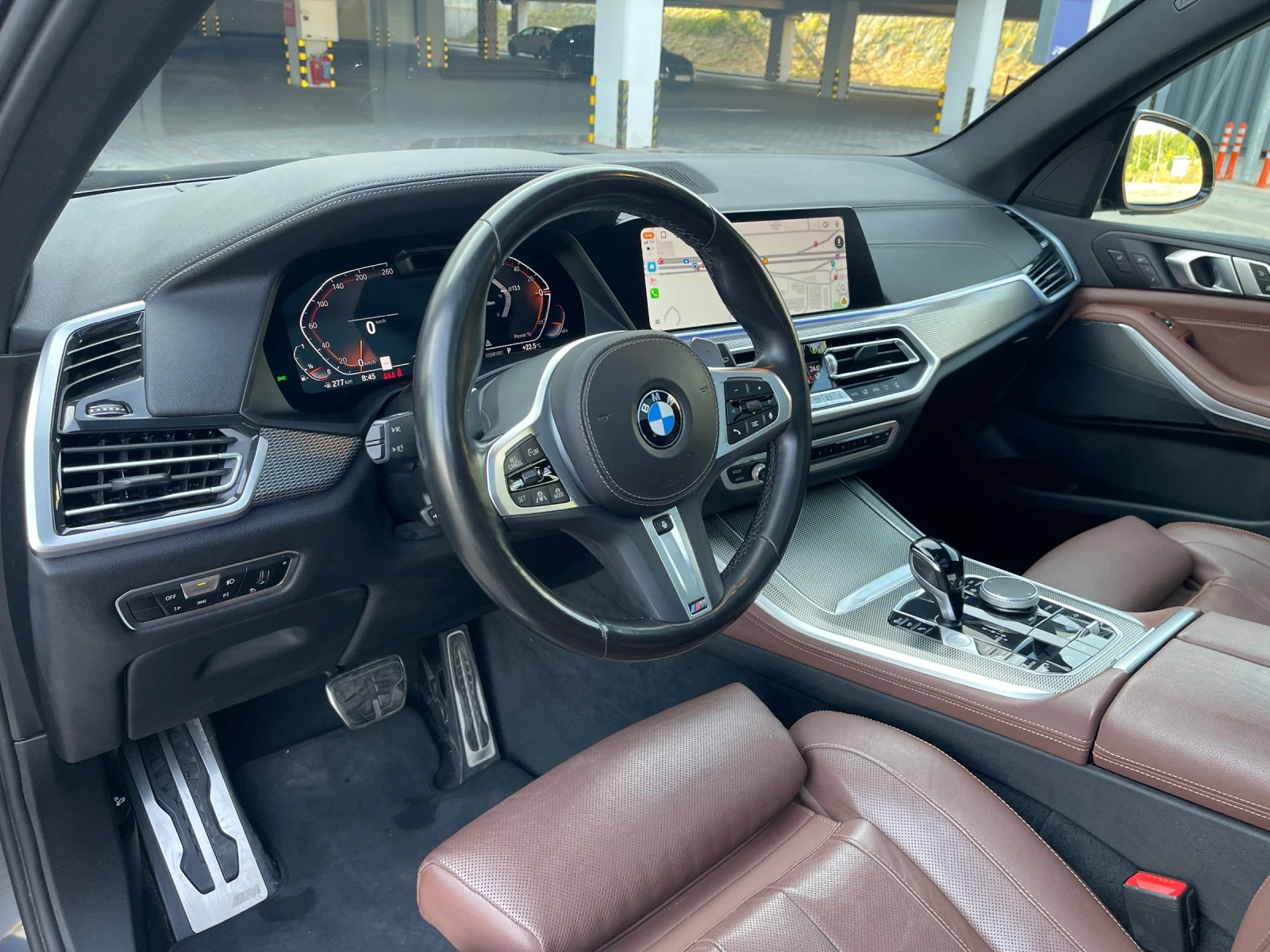 BMW X5 4.0i M Pack/Distr/360 Camera/Mild Hybrid, снимка 9 - Автомобили и джипове - 55601394