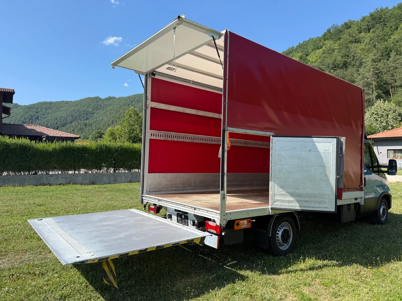 Iveco 35S18 35S18 HI-MATIK БОРД КЛИМА 4.10М МЕЖДУОСИЕ, снимка 9 - Бусове и автобуси - 55465943
