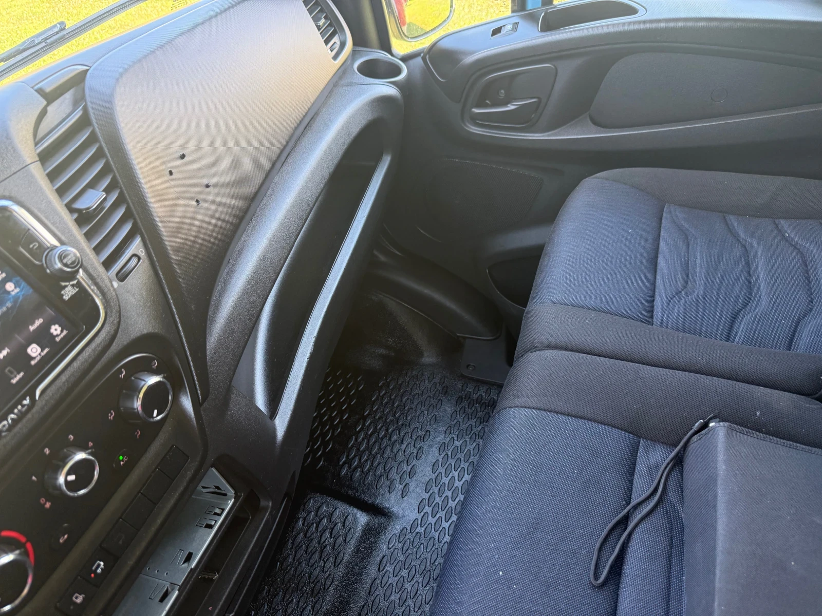 Iveco 35S18 35S18 HI-MATIK БОРД КЛИМА 4.10М МЕЖДУОСИЕ, снимка 15 - Бусове и автобуси - 55465943