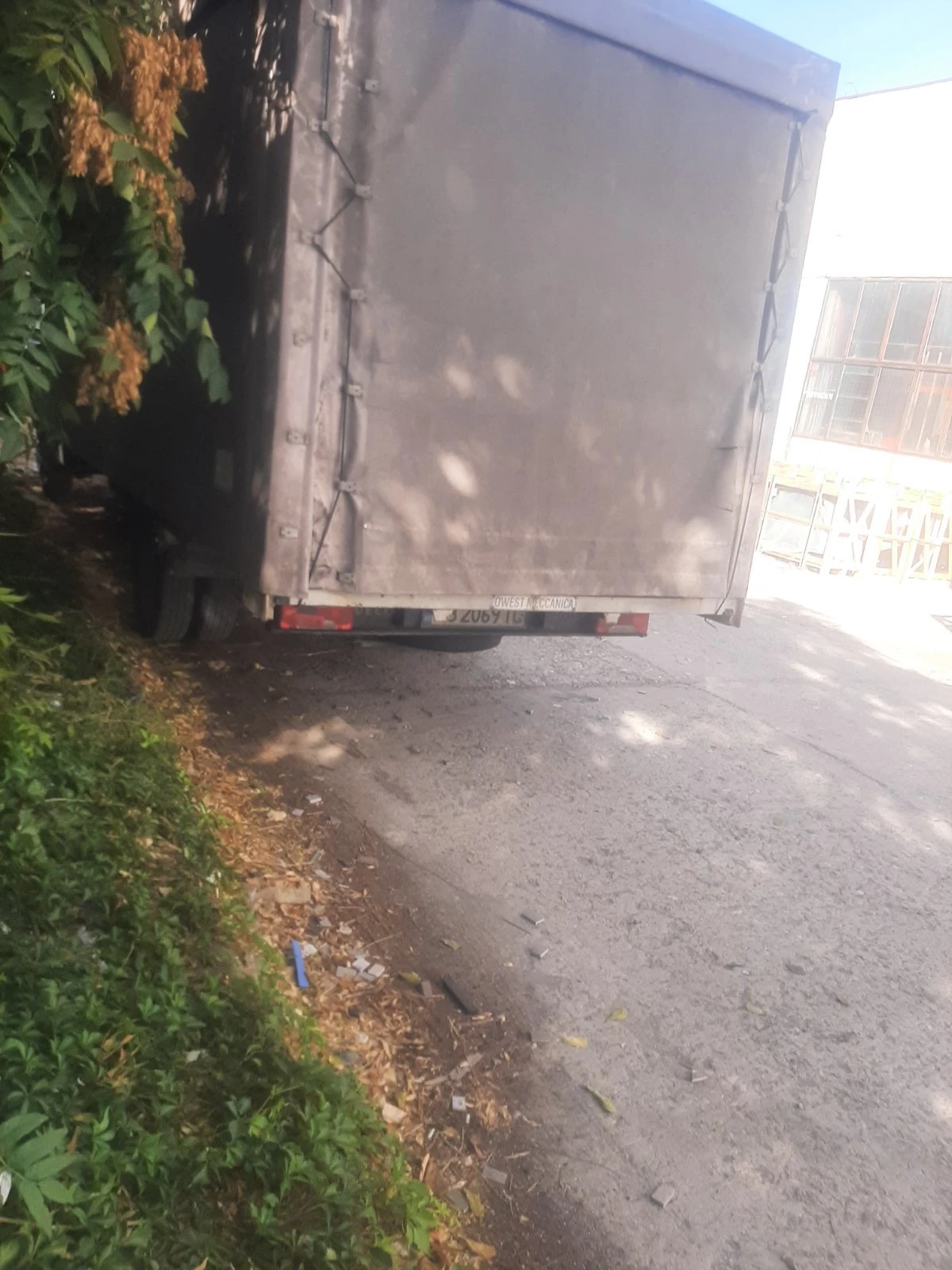 Iveco 35c18 DAILY 3.0D, снимка 2 - Бусове и автобуси - 56303796