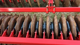 Брана Kverneland Qualidisc Farmer 6001T лизинг с вноска 20 % | Auto.bg — изображение 6