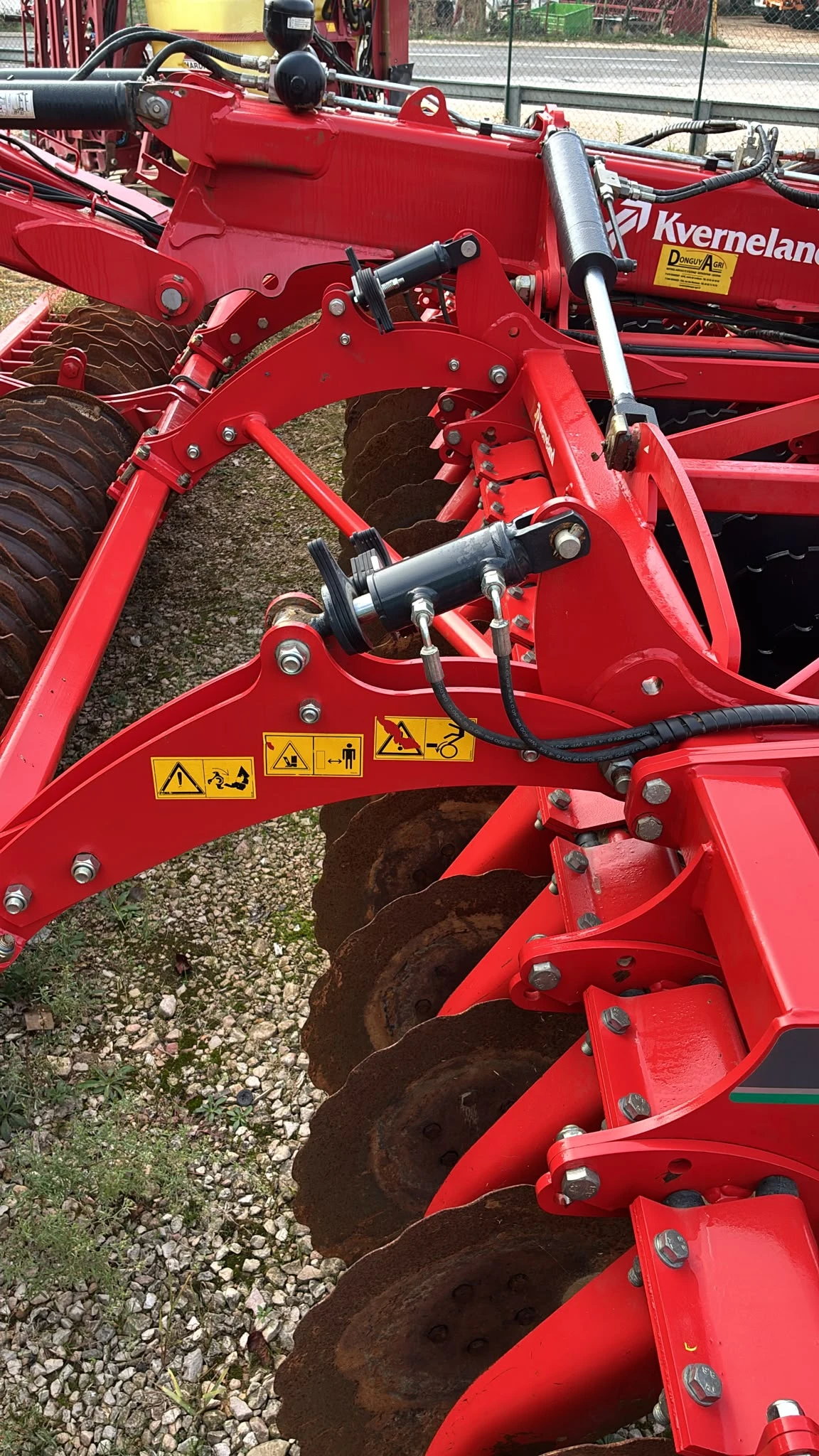 ����� Kverneland Qualidisc Farmer 6001T ������ � ������ 20 % | Mobile.bg � ����������� 5