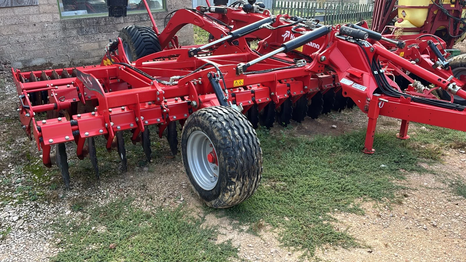 ����� Kverneland Qualidisc Farmer 6001T ������ � ������ 20 % | Mobile.bg � ����������� 16