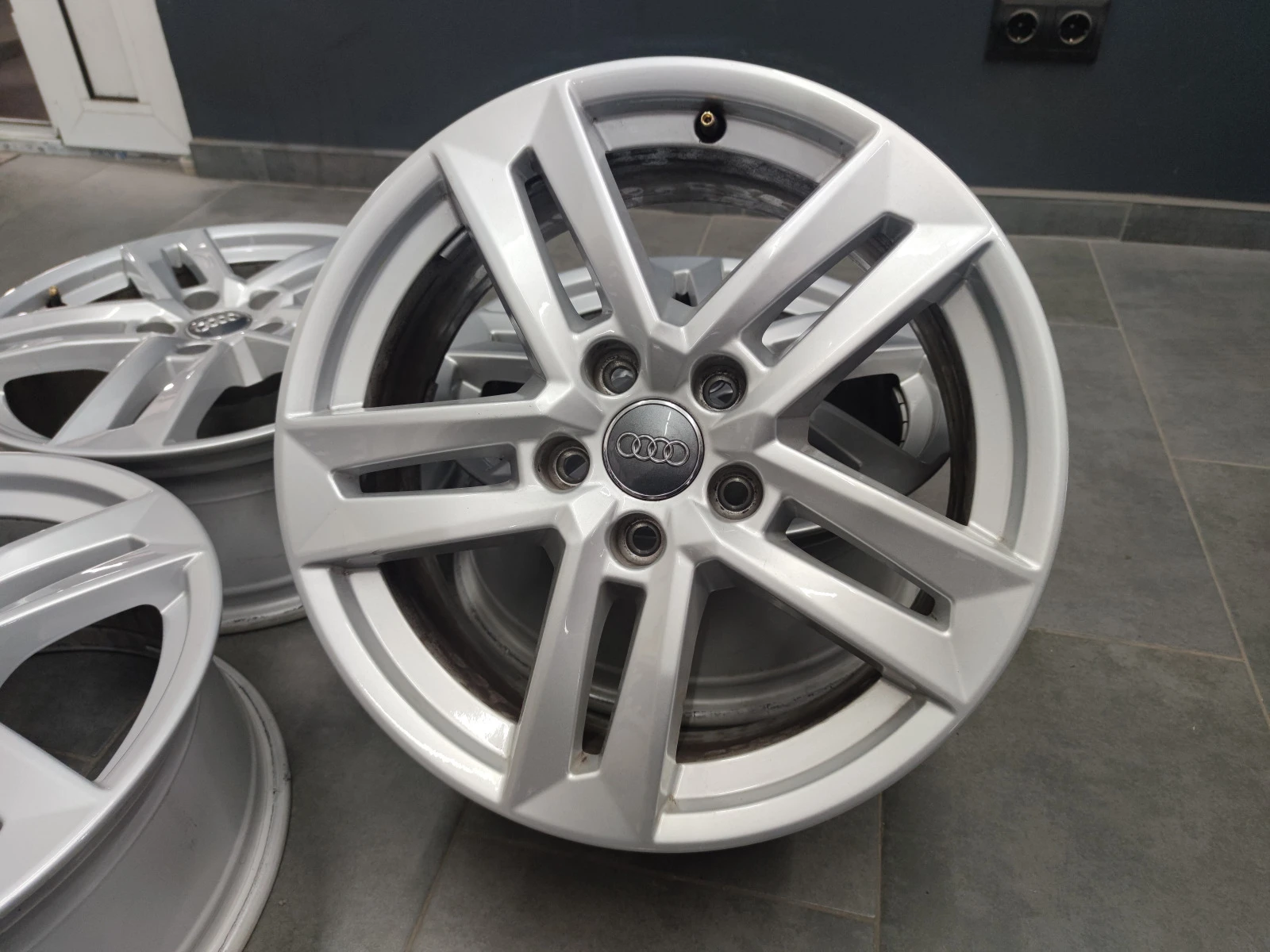   Audi A4 | Mobile.bg   1