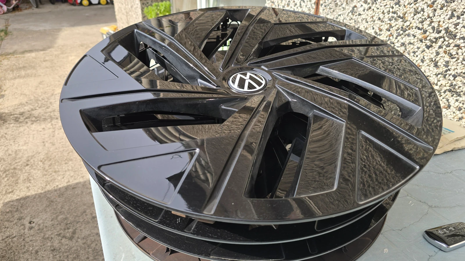���� � ������ 235/55R19 �� VW ID.4 | Mobile.bg � ����������� 12