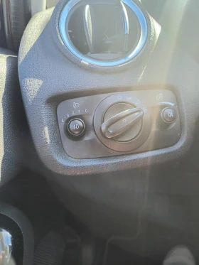 Ford Fiesta 1.6 TDCi Titanium , снимка 9