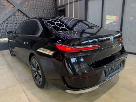 BMW 740 d xDrive * FULL Екстри * BOWERS & WILKINS * ПАНО, снимка 3