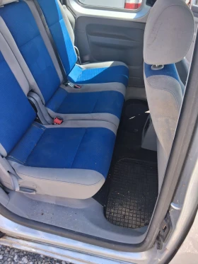 VW Caddy 1.9  TDI  LIFE 7 места , снимка 6