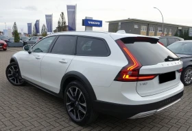 Volvo V90 Cross Country B5 = Plus= Panorama Гаранция, снимка 2