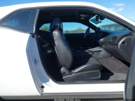 Dodge Challenger R/T PLUS* ПОДГРЕВ* КАМЕРА - 27000 лв. / 13804.88 € - 89566309 9