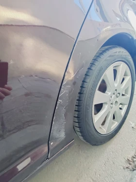 Toyota Avensis 2.0 vvti - 2750 € / 5378.53 лв. - 91986323 8