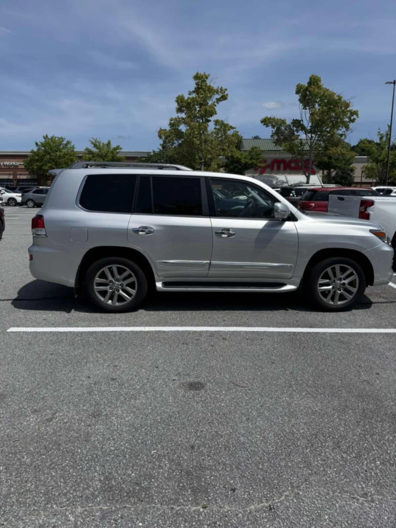 Lexus LX 570 5.7-V8, снимка 4 - Автомобили и джипове - 52461427