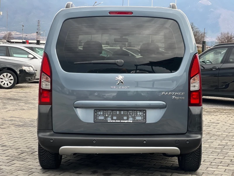 Peugeot Partner TEPEE* 1.6HDI* LED* TOP* , снимка 5 - Автомобили и джипове - 46355359