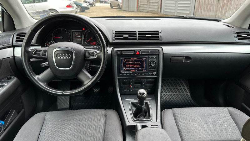 Audi A4, снимка 5 - Автомобили и джипове - 44597916