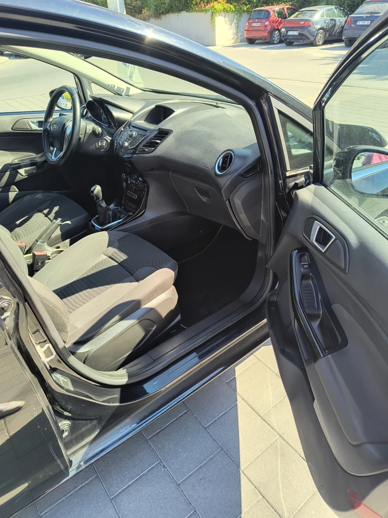 Ford Fiesta 1.6 TDCi Titanium , снимка 6 - Автомобили и джипове - 52384573