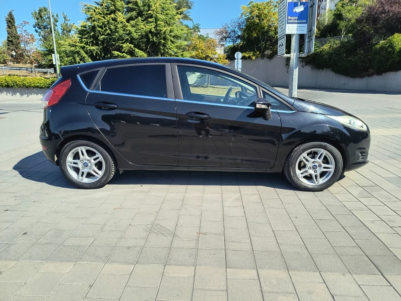 Ford Fiesta 1.6 TDCi Titanium , снимка 4 - Автомобили и джипове - 52384573