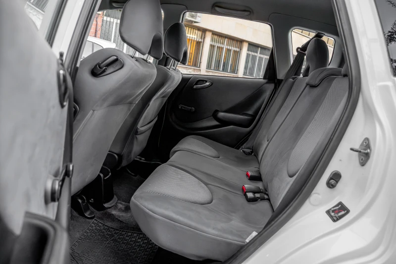 Honda Jazz, снимка 8 - Автомобили и джипове - 52465466