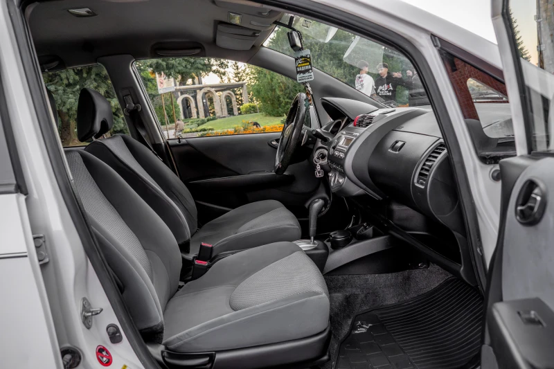 Honda Jazz, снимка 11 - Автомобили и джипове - 52465466