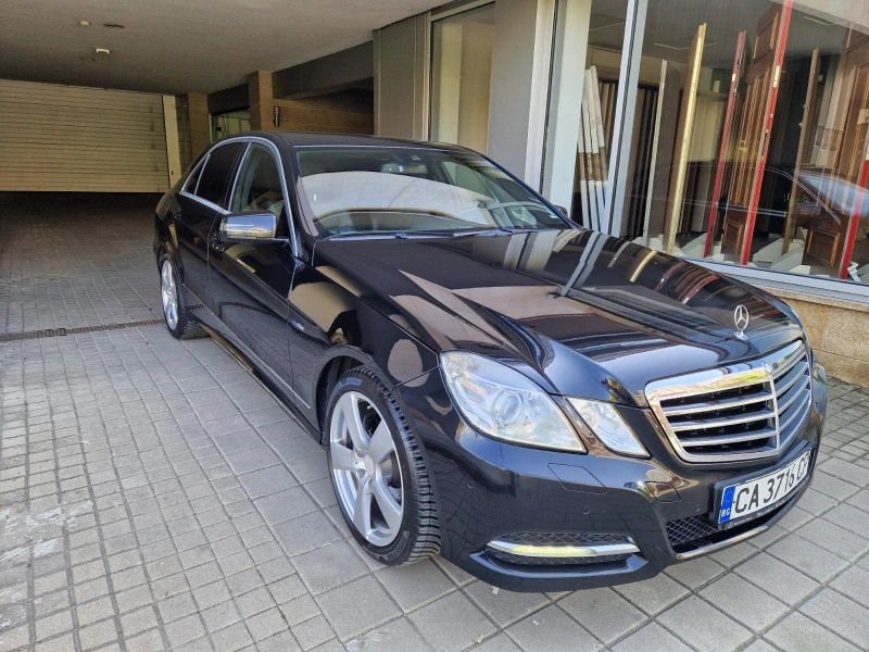 Mercedes-Benz E 350 CDI 4 Matic BlueEFFICIENCY, снимка 4 - Автомобили и джипове - 52946058