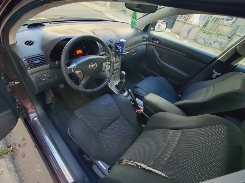 Toyota Avensis 2.0 vvti, снимка 7 - Автомобили и джипове - 53586645
