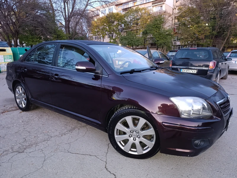 Toyota Avensis 2.0 vvti, снимка 4 - Автомобили и джипове - 53586645