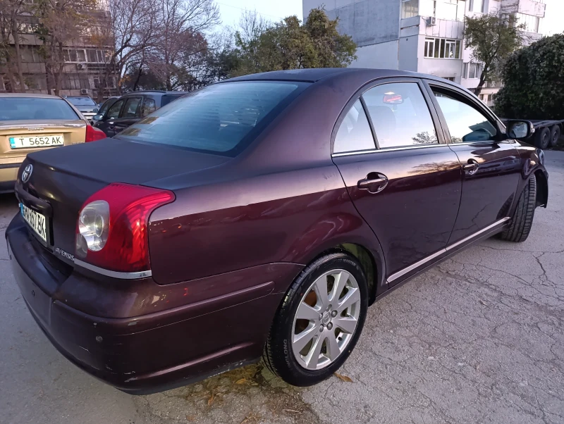 Toyota Avensis 2.0 vvti, снимка 3 - Автомобили и джипове - 53586645