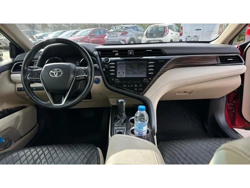 Toyota Camry 2.5 HEV ELEGANCE, снимка 10 - Автомобили и джипове - 52662444