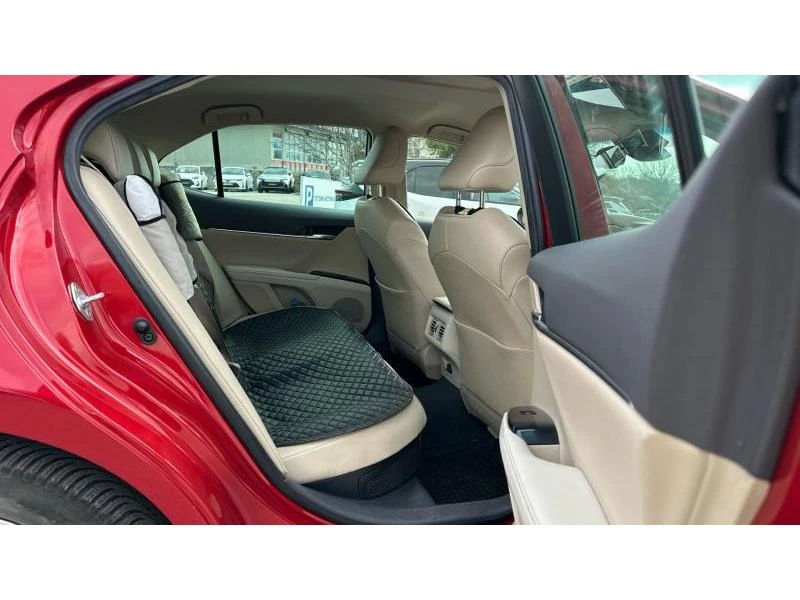 Toyota Camry 2.5 HEV ELEGANCE, снимка 9 - Автомобили и джипове - 52662444