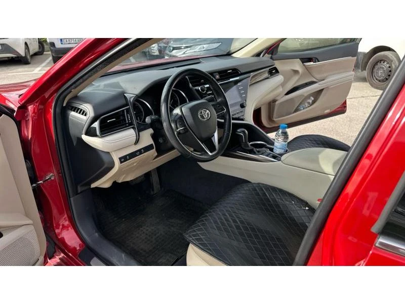 Toyota Camry 2.5 HEV ELEGANCE, снимка 13 - Автомобили и джипове - 52662444