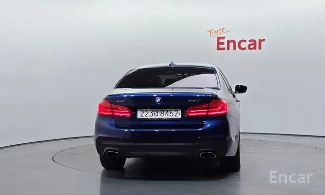 BMW 530 530i xDrive M Sport Plus | 360  Камера | HUD | , снимка 4 - Автомобили и джипове - 55563225