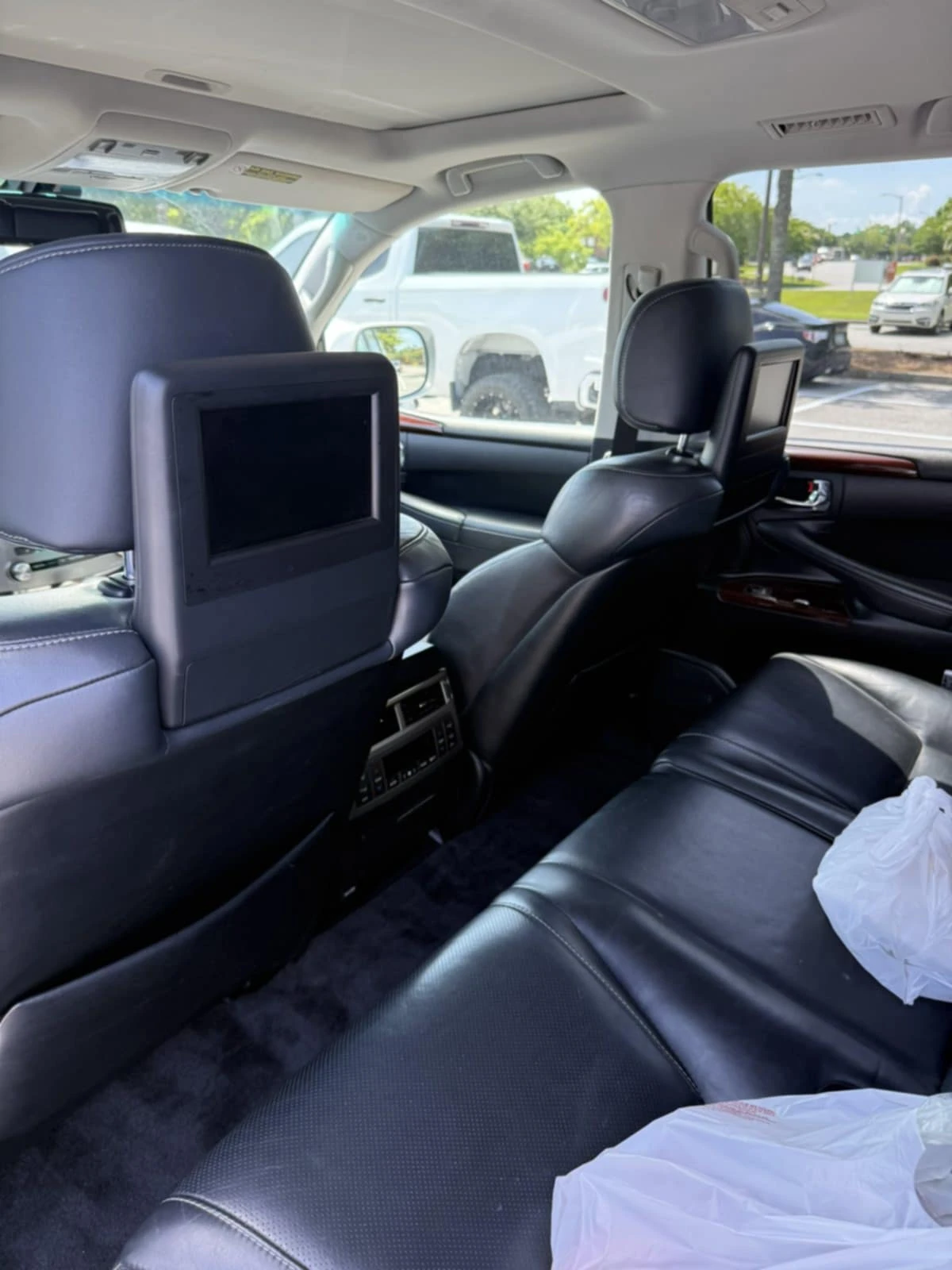 Lexus LX 570 5.7-V8 - изображение 8
