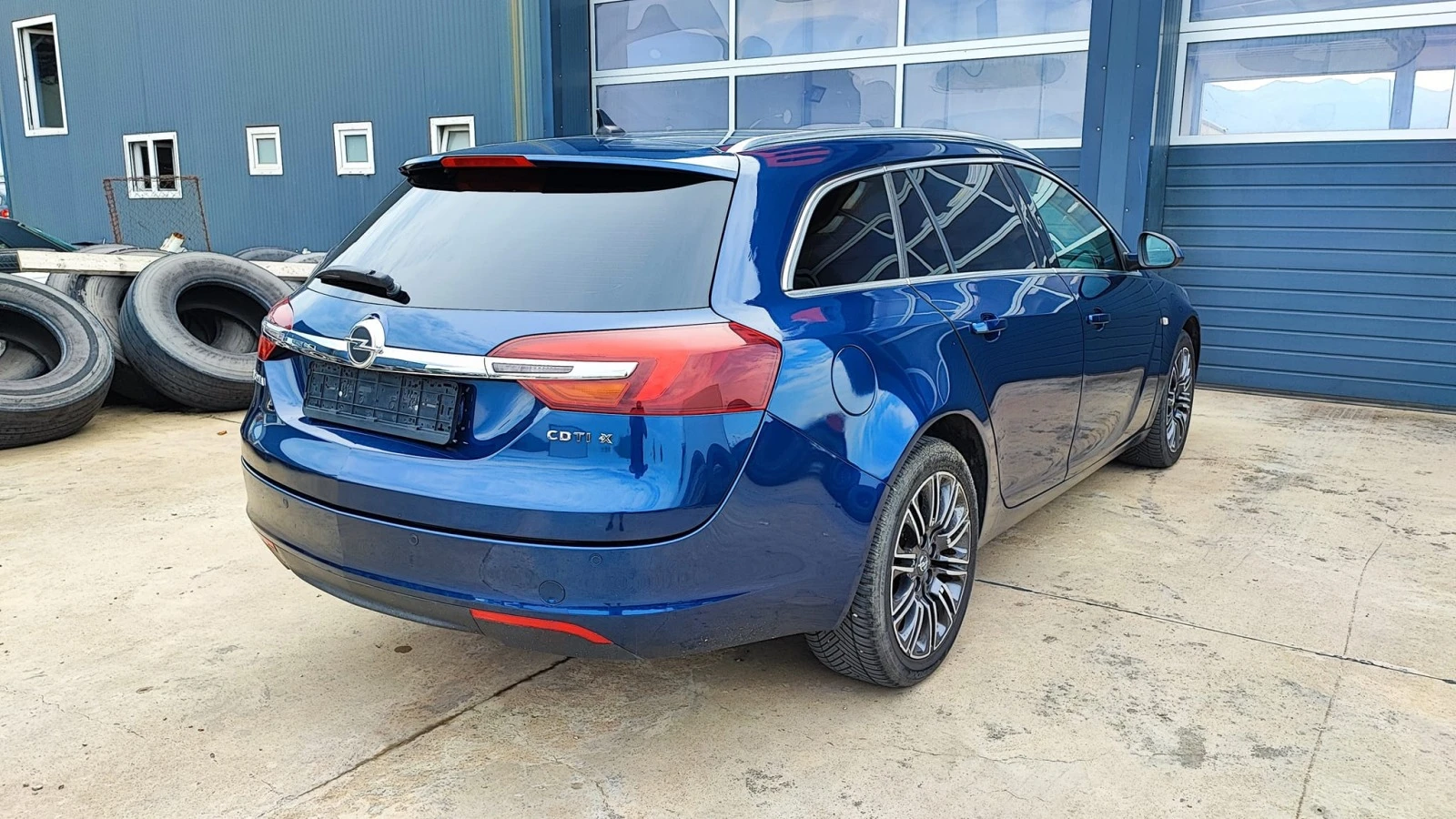 Opel Insignia 2.0 Sport Tourer SW 4x4 | Mobile.bg — изображение 11