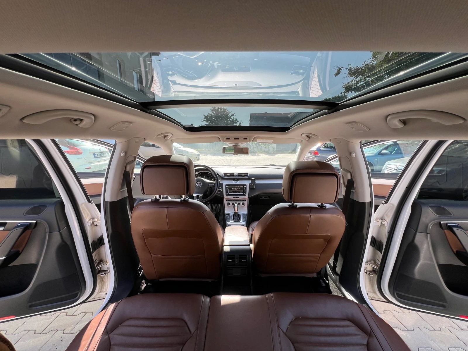 VW Passat 2.0TDI - 177kc / DSG-6 / NAVI / LED / FULL | Mobile.bg � ����������� 11